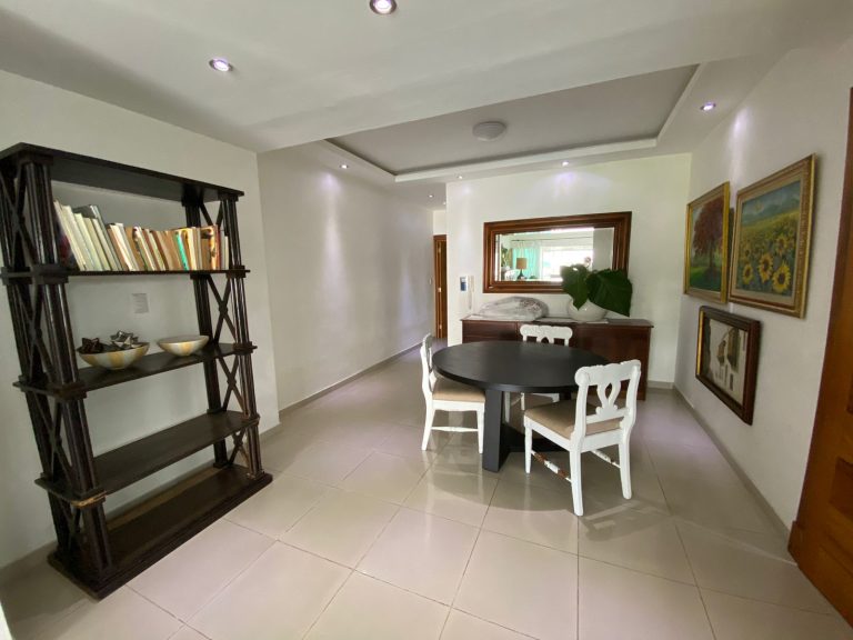 Apartamento en venta en Serralles