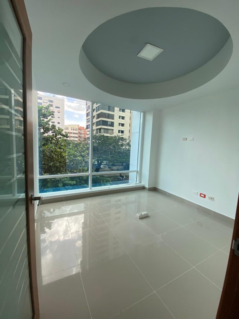 Local Comercial en Alquiler, La Julia