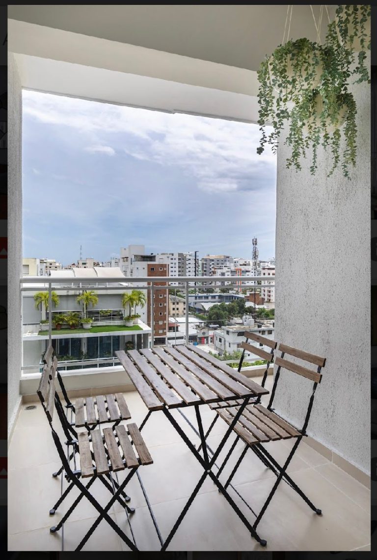 Apartamento en venta Evaristo Morales, Amueblado